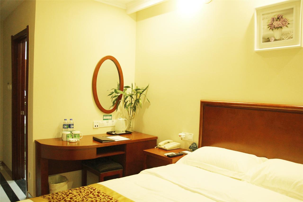 Greentree Inn Nantong Qidong Lvsi Harbour Express Hotel エクステリア 写真
